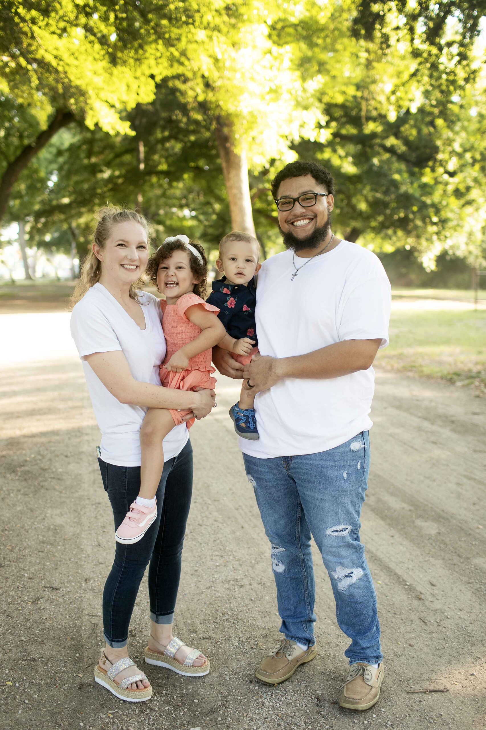 Family Photoshoot at Trinity Park in Fort Worth TX