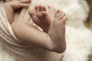 Newborn Baby Girl toes