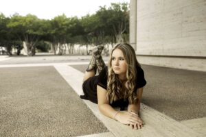 Senior Session with Girl in Fort Worth  at Kimball Art Mu